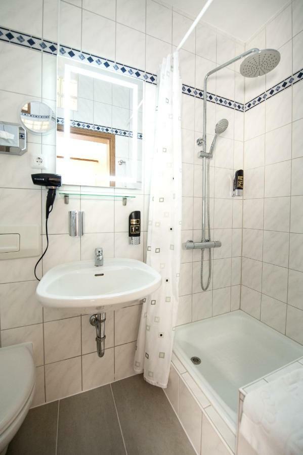 באכאראך Hotel Bluechertal מראה חיצוני תמונה